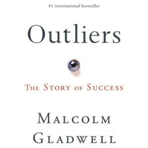 Outliers: The Story of Success- English Large Print book cover